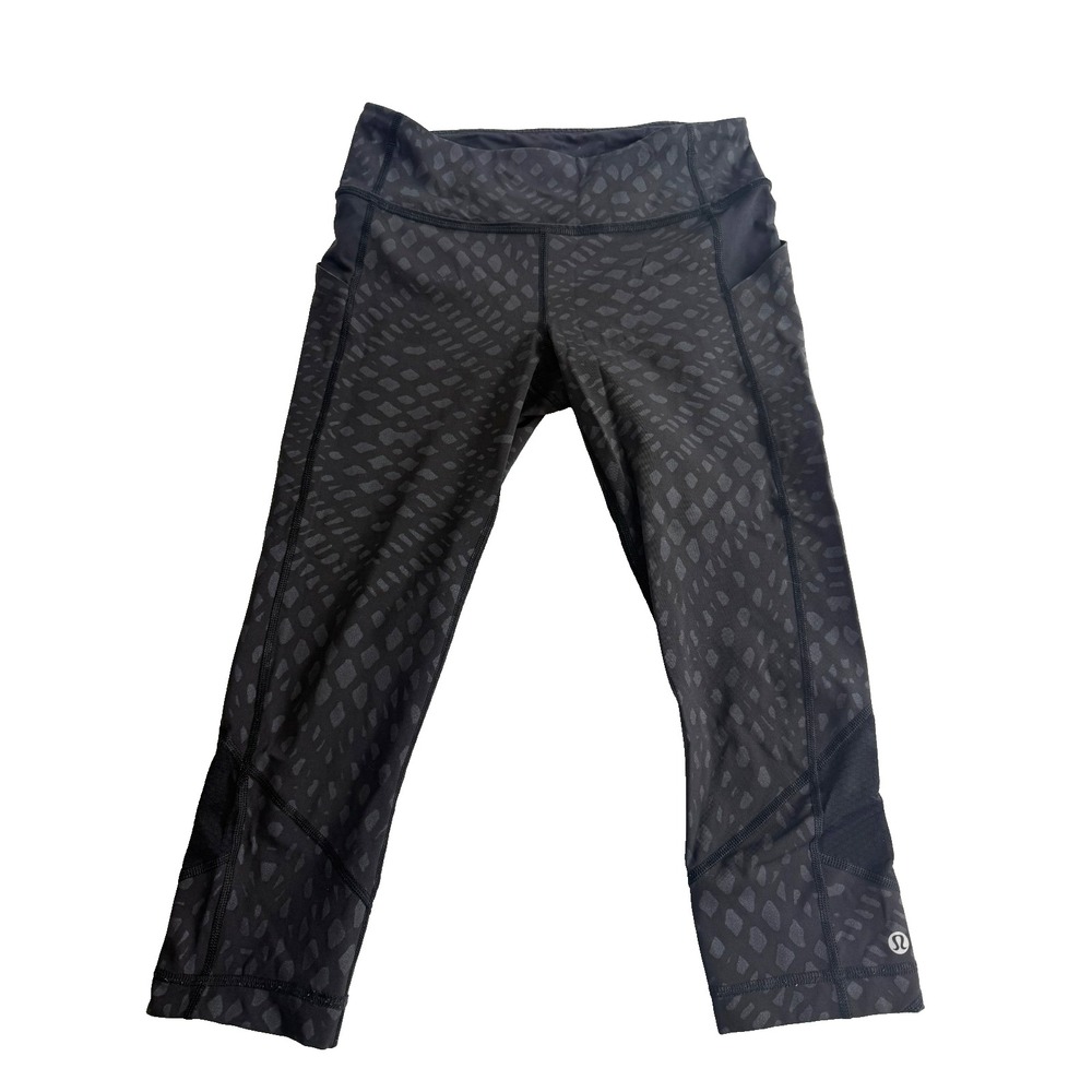 Lululemon Crop Leggings Womens 6 Black Gray Print Pockets W7ATDR